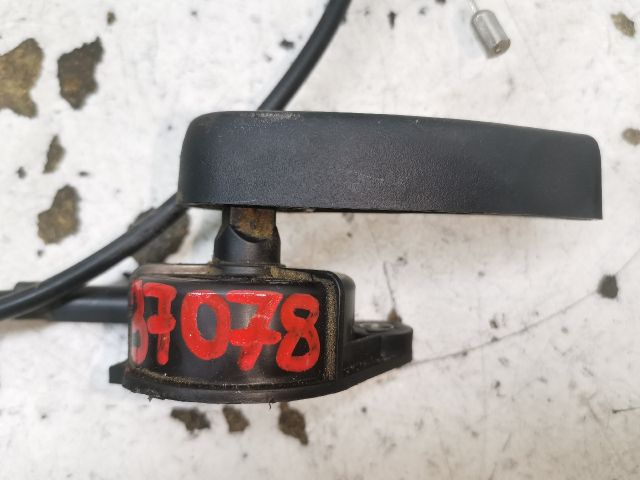 bontott RENAULT CLIO IV Motorháztető Nyitó Bowden