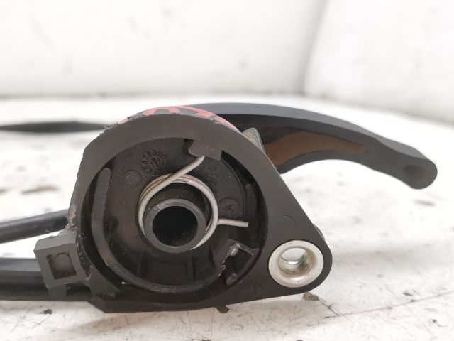 bontott RENAULT CLIO IV Motorháztető Nyitó Bowden