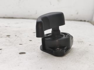 bontott RENAULT CLIO IV Motorháztető Nyitó Kar / Gomb