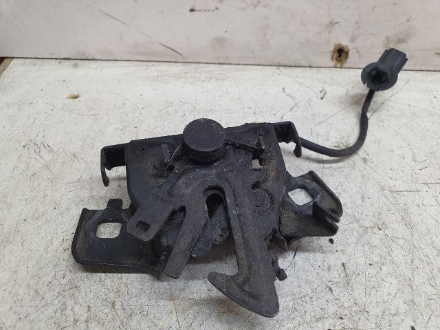 bontott RENAULT CLIO IV Motorháztető Zárszerkezet