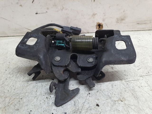 bontott RENAULT CLIO IV Motorháztető Zárszerkezet