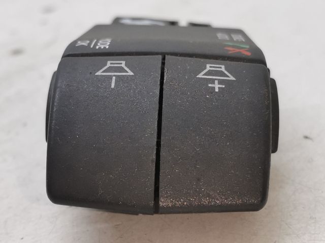 bontott RENAULT CLIO IV Multimédia Vezérlő