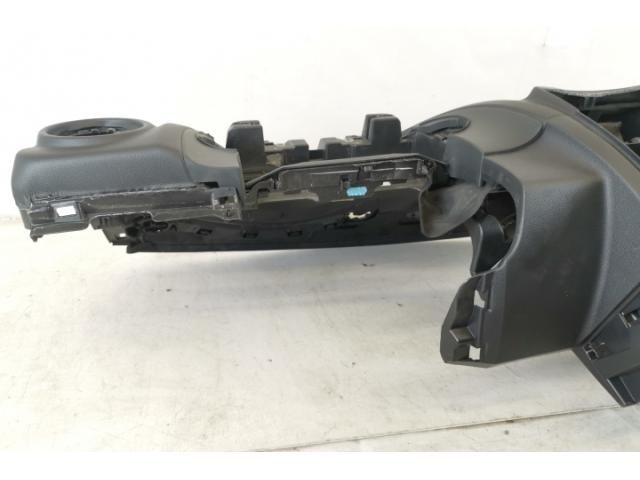 bontott RENAULT CLIO IV Műszerfal Héj