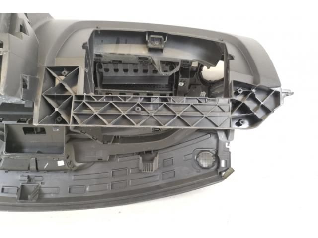 bontott RENAULT CLIO IV Műszerfal Héj