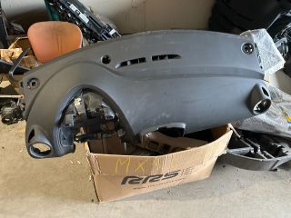 bontott RENAULT CLIO IV Műszerfal Héj