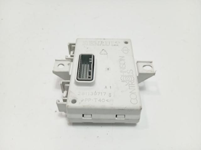 bontott RENAULT CLIO IV Navigáció Elektronika