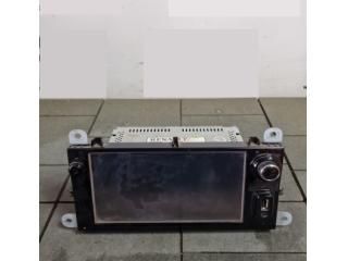 bontott RENAULT CLIO IV Navigációs Fejegység