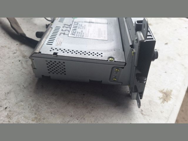 bontott RENAULT CLIO IV Navigációs Fejegység