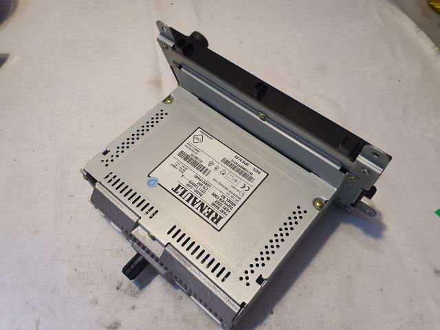 bontott RENAULT CLIO IV Navigációs Fejegység