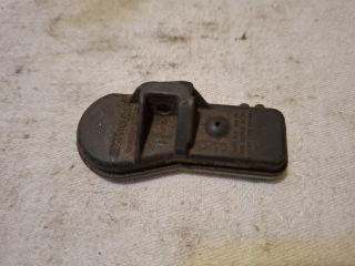 bontott RENAULT CLIO IV Okos Kerékszelep