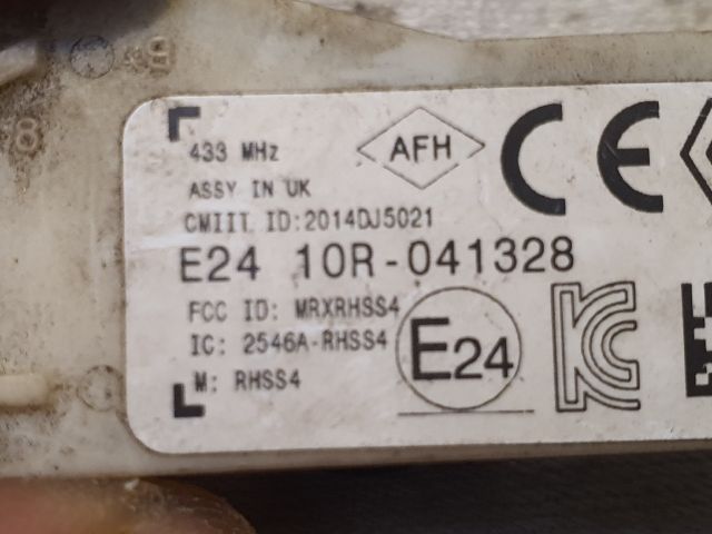 bontott RENAULT CLIO IV Okos Kerékszelep