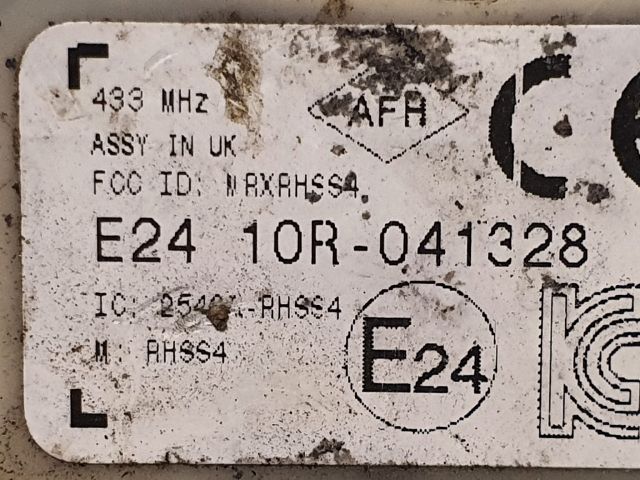 bontott RENAULT CLIO IV Okos Kerékszelep