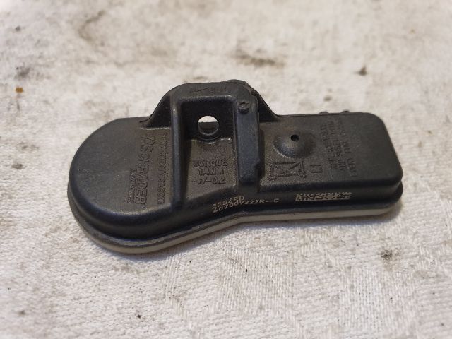 bontott RENAULT CLIO IV Okos Kerékszelep