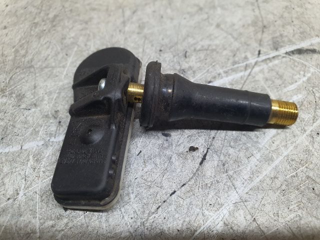 bontott RENAULT CLIO IV Okos Kerékszelep