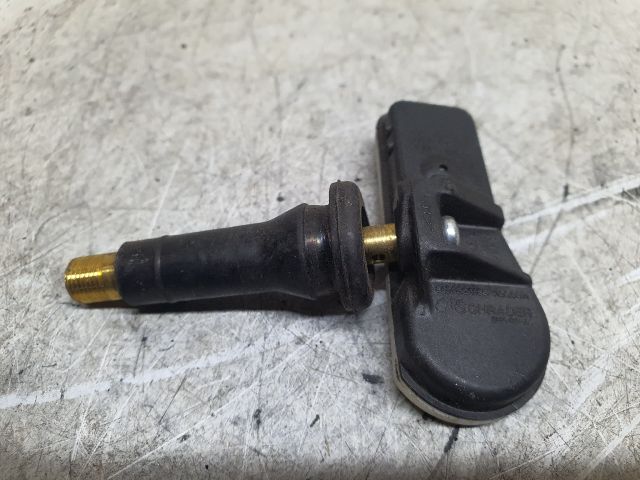 bontott RENAULT CLIO IV Okos Kerékszelep