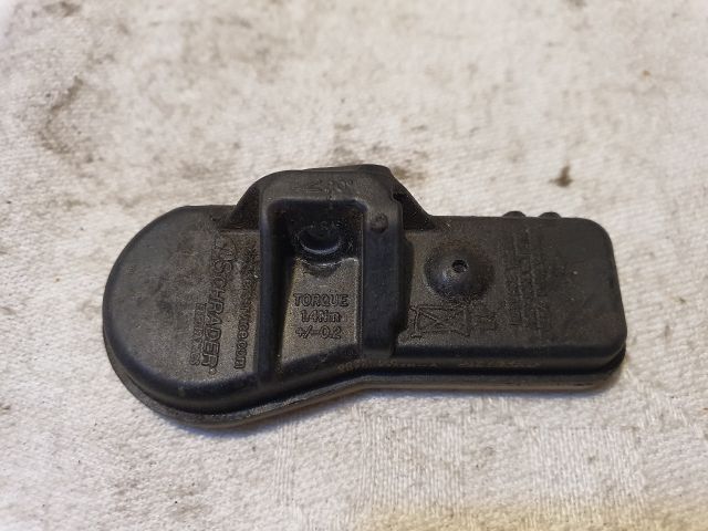 bontott RENAULT CLIO IV Okos Kerékszelep