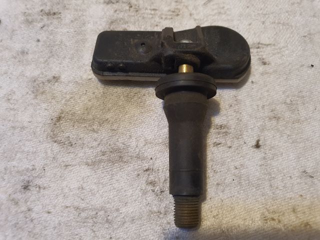 bontott RENAULT CLIO IV Okos Kerékszelep