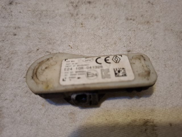 bontott RENAULT CLIO IV Okos Kerékszelep