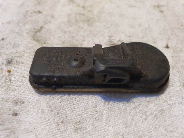 bontott RENAULT CLIO IV Okos Kerékszelep