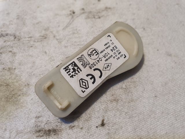 bontott RENAULT CLIO IV Okos Kerékszelep