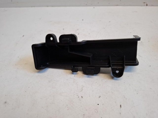 bontott RENAULT CLIO IV Pollenszűrő Fedél