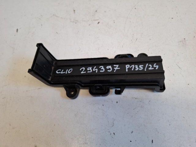 bontott RENAULT CLIO IV Pollenszűrő Fedél