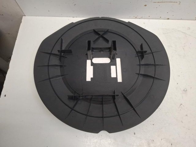 bontott RENAULT CLIO IV Pótkerék Szerszámtartó