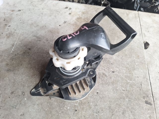 bontott RENAULT CLIO IV Pótkerék Tartó