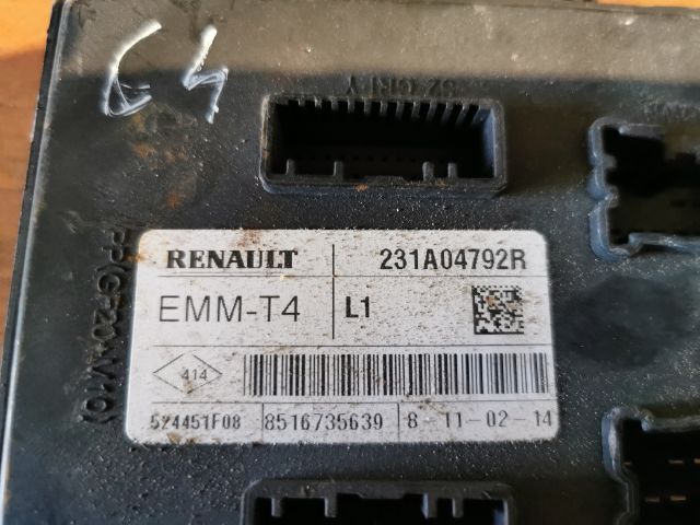 bontott RENAULT CLIO IV Power Vezérlő