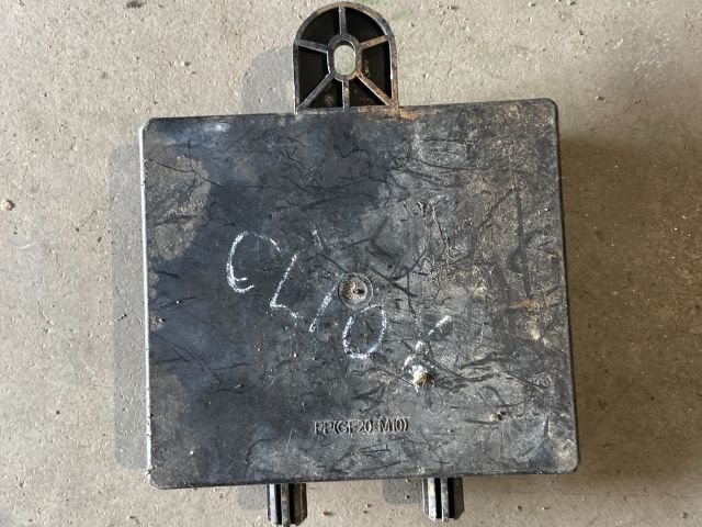 bontott RENAULT CLIO IV Power Vezérlő