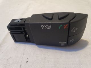 bontott RENAULT CLIO IV Rádió / CD Kapcsoló
