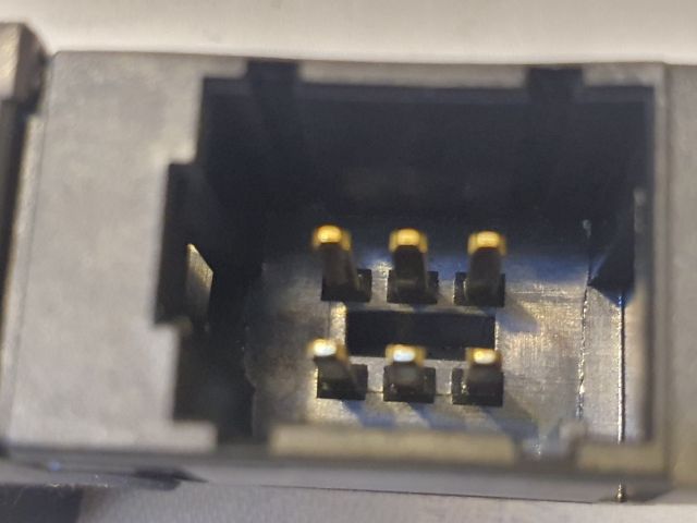 bontott RENAULT CLIO IV Rádió / CD Kapcsoló