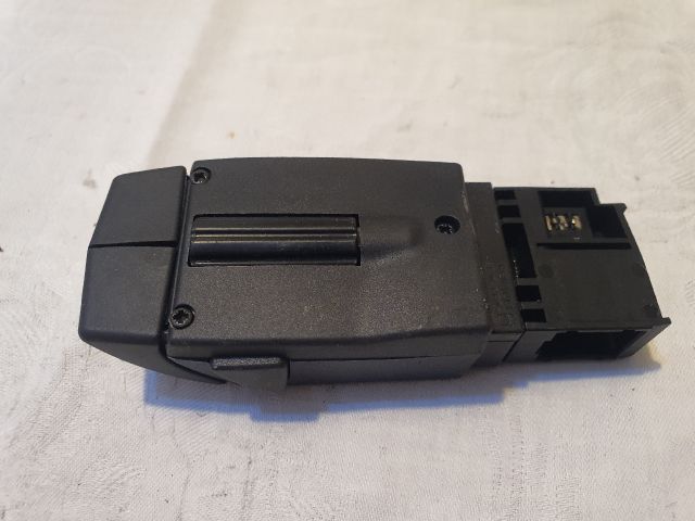 bontott RENAULT CLIO IV Rádió / CD Kapcsoló