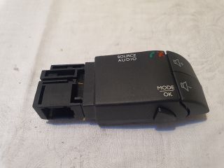 bontott RENAULT CLIO IV Rádió / CD Kapcsoló