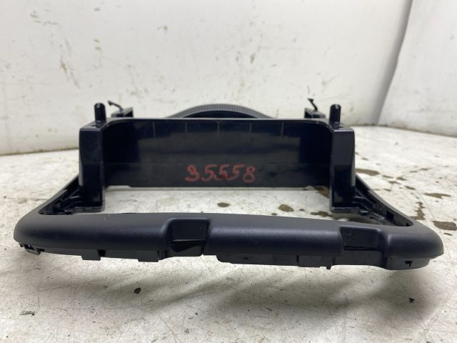 bontott RENAULT CLIO IV Rádió / CD Keret