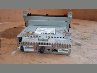 bontott RENAULT CLIO IV Rádió / CD