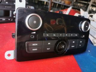 bontott RENAULT CLIO IV Rádió / CD