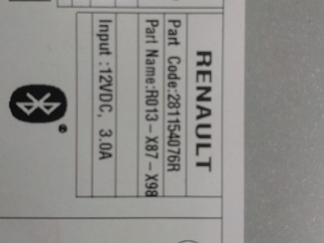 bontott RENAULT CLIO IV Rádió / CD