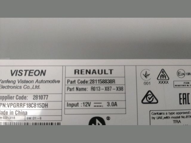 bontott RENAULT CLIO IV Rádió / CD