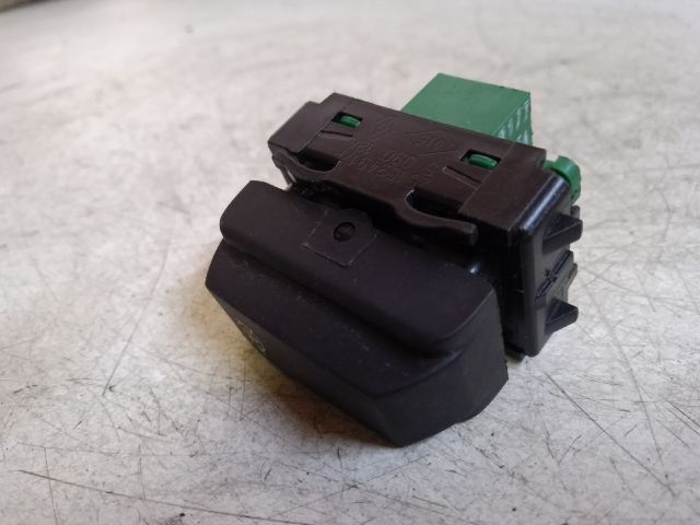 bontott RENAULT CLIO IV Start / Stop Indító Gomb