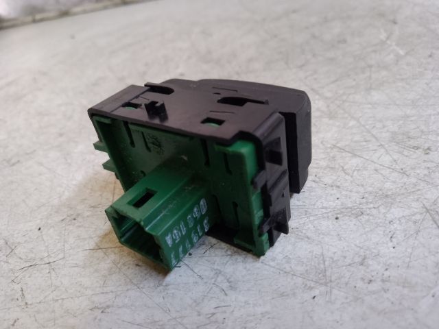 bontott RENAULT CLIO IV Start / Stop Indító Gomb