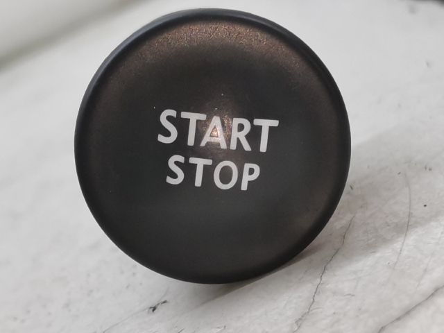 bontott RENAULT CLIO IV Start / Stop Indító Gomb