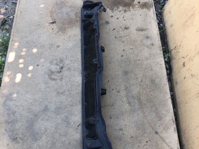 bontott RENAULT CLIO IV Szélvédő Alatti Műanyag Elem