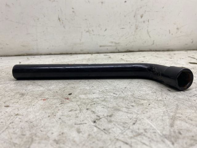 bontott RENAULT CLIO IV Szerszámkészlet