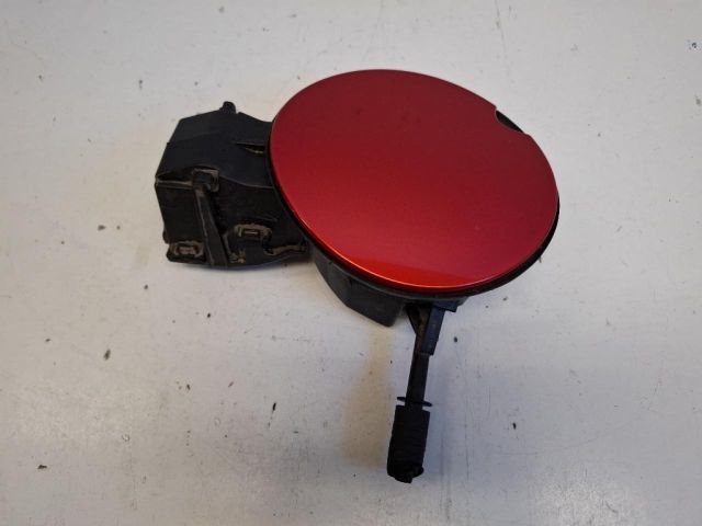 bontott RENAULT CLIO IV Tankajtó