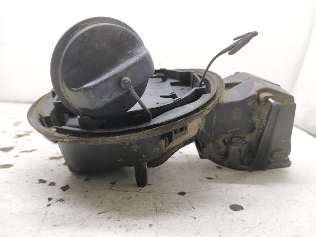 bontott RENAULT CLIO IV Tankajtó