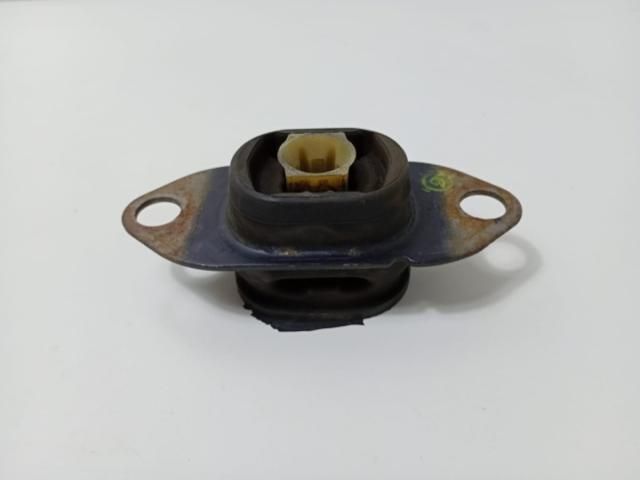 bontott RENAULT CLIO IV Tartó Bak