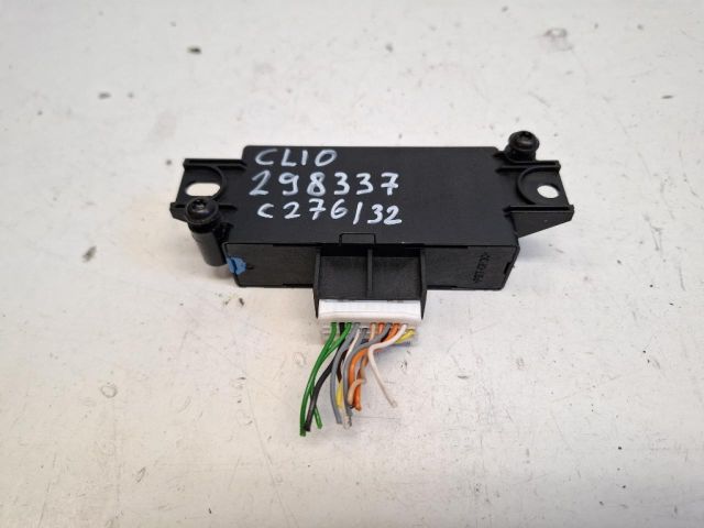 bontott RENAULT CLIO IV Tolatóradar Elektronika