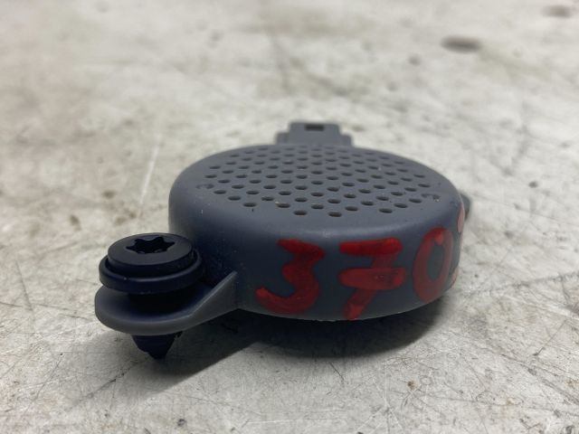 bontott RENAULT CLIO IV Tolatóradar Hangszóró