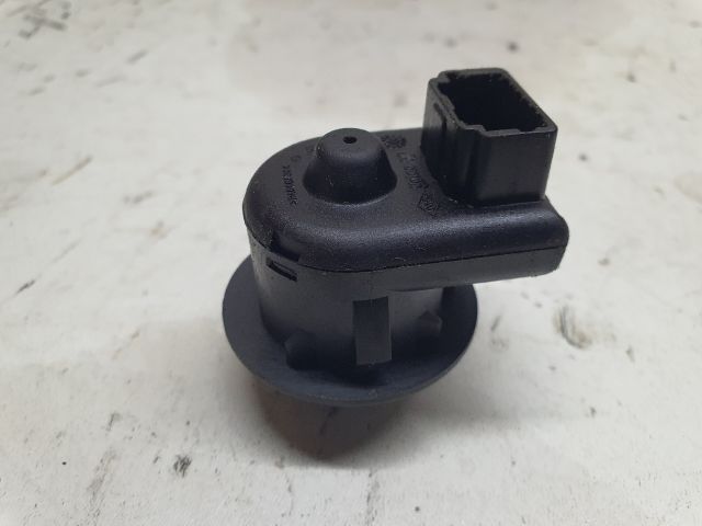 bontott RENAULT CLIO IV Tükör Kapcsoló